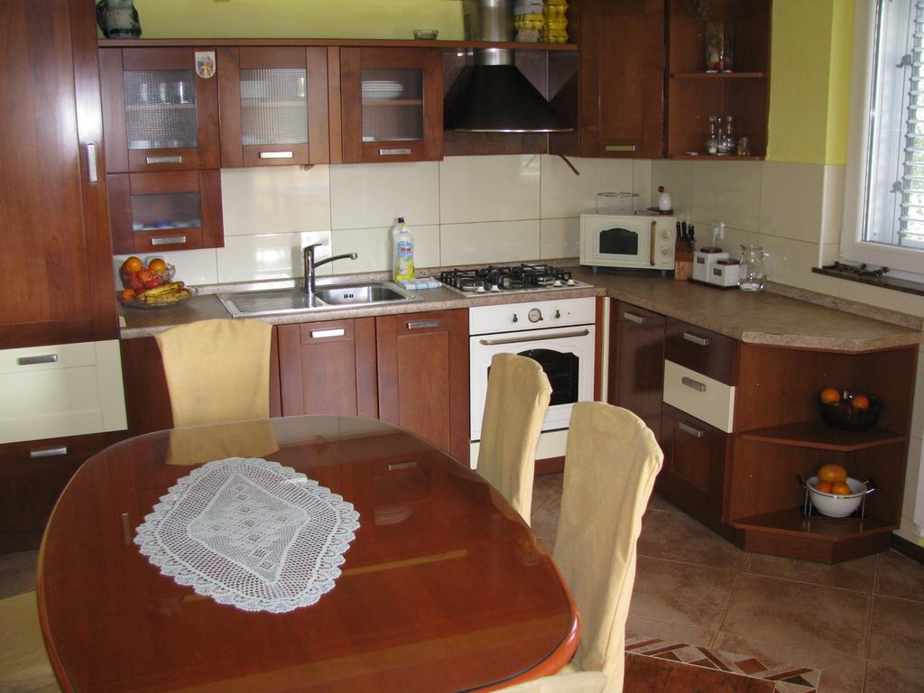 Apartment Megi Tribunj  Exterior photo