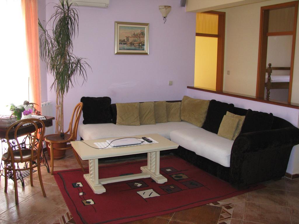 Apartment Megi Tribunj  Room photo