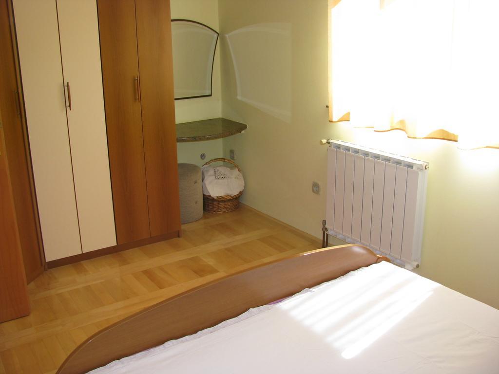 Apartment Megi Tribunj  Room photo